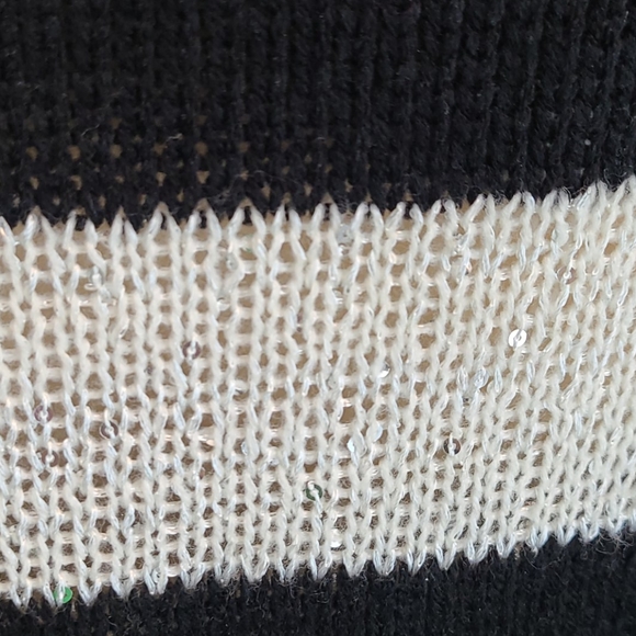 AB Studios stripe black/white sweater, Large - Picture 9 of 9
